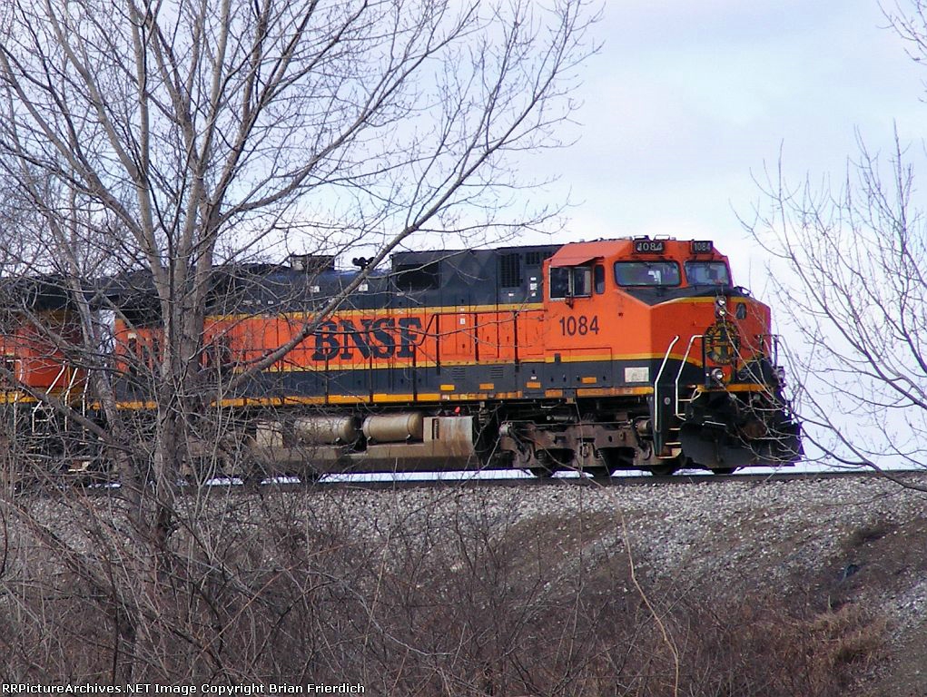 BNSF 1084